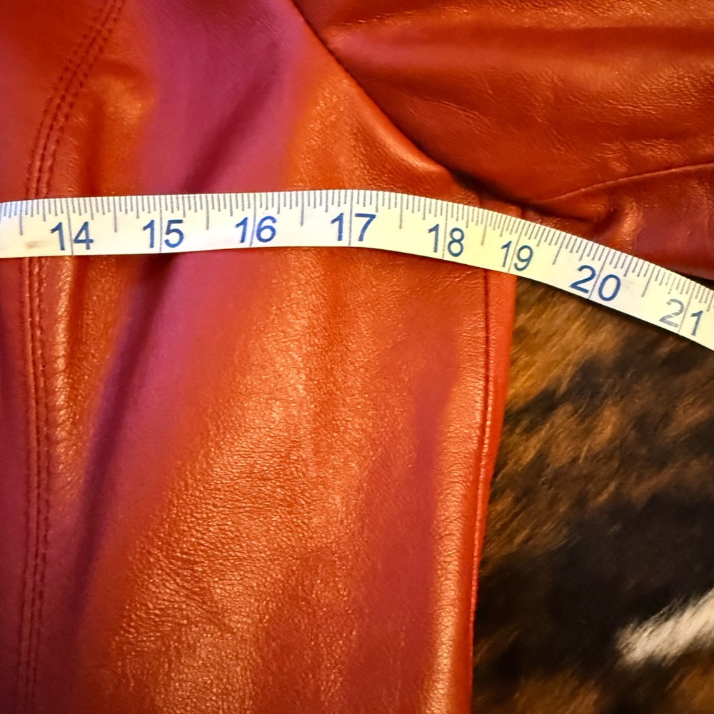 Women's Wilson Red Leather Jacket - Picture 8 of 9
